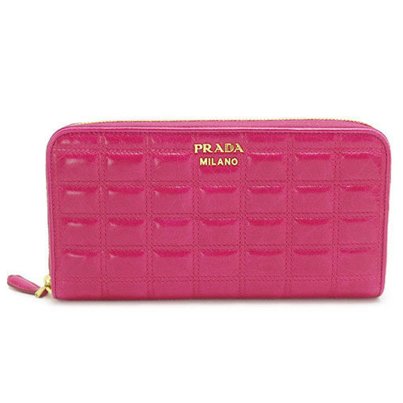 Prada Handbags - Prada Vitello Shine Quilt Quilted Wallet Fuchsia